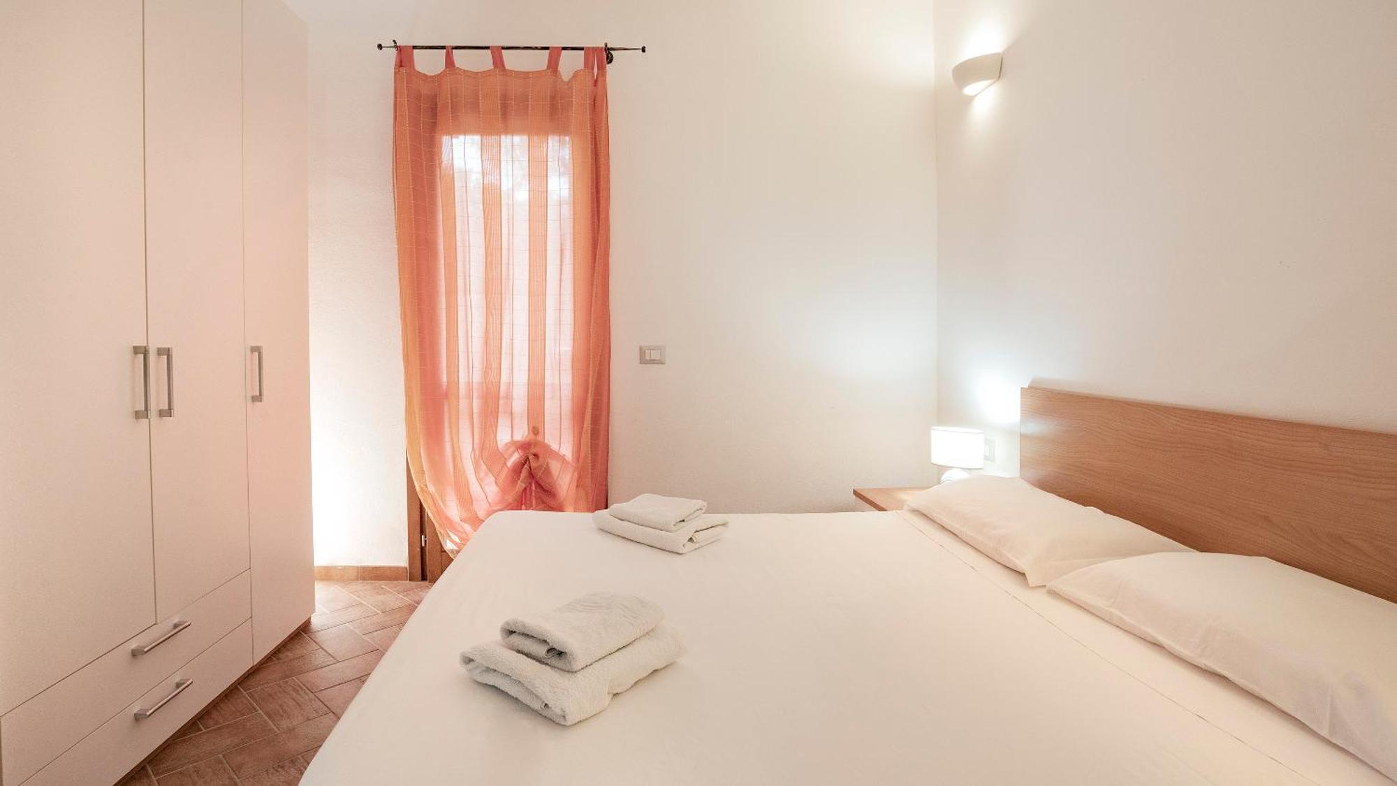 Li Chessi Arancio Apartment คอสตาพาราดีโซ ภายนอก รูปภาพ
